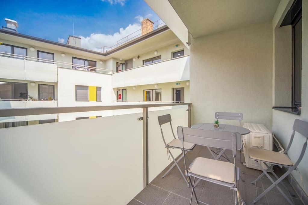 Apartament Grace Pine 1 *
